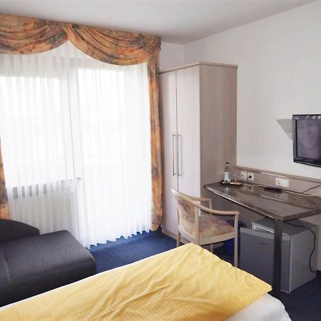 Hotel Alena - Kontaktlos Check-In フィルダーシュタット エクステリア 写真