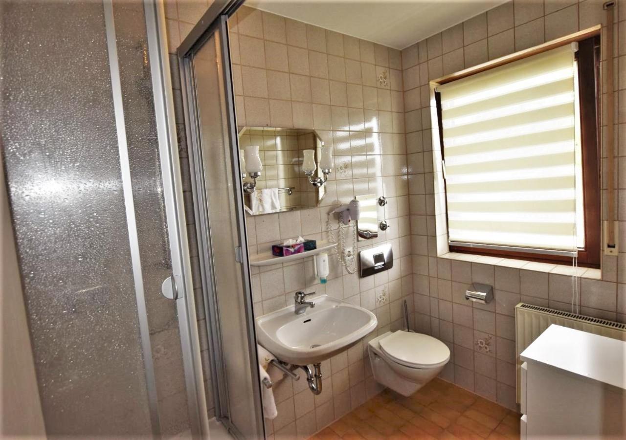 Hotel Alena - Kontaktlos Check-In フィルダーシュタット エクステリア 写真